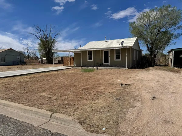 $125,000 | 327 Avenue East, Hereford, TX 79045