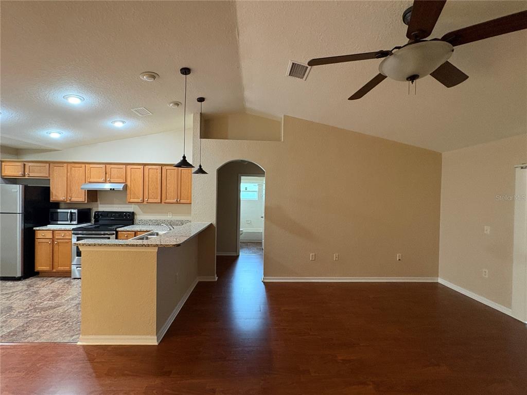 9832 Southwest 196th Avenue Road Dunnellon, FL 34432 - Photo 10 of 21 Gallery Image 10