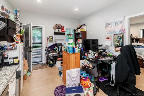 a bed room with a bed