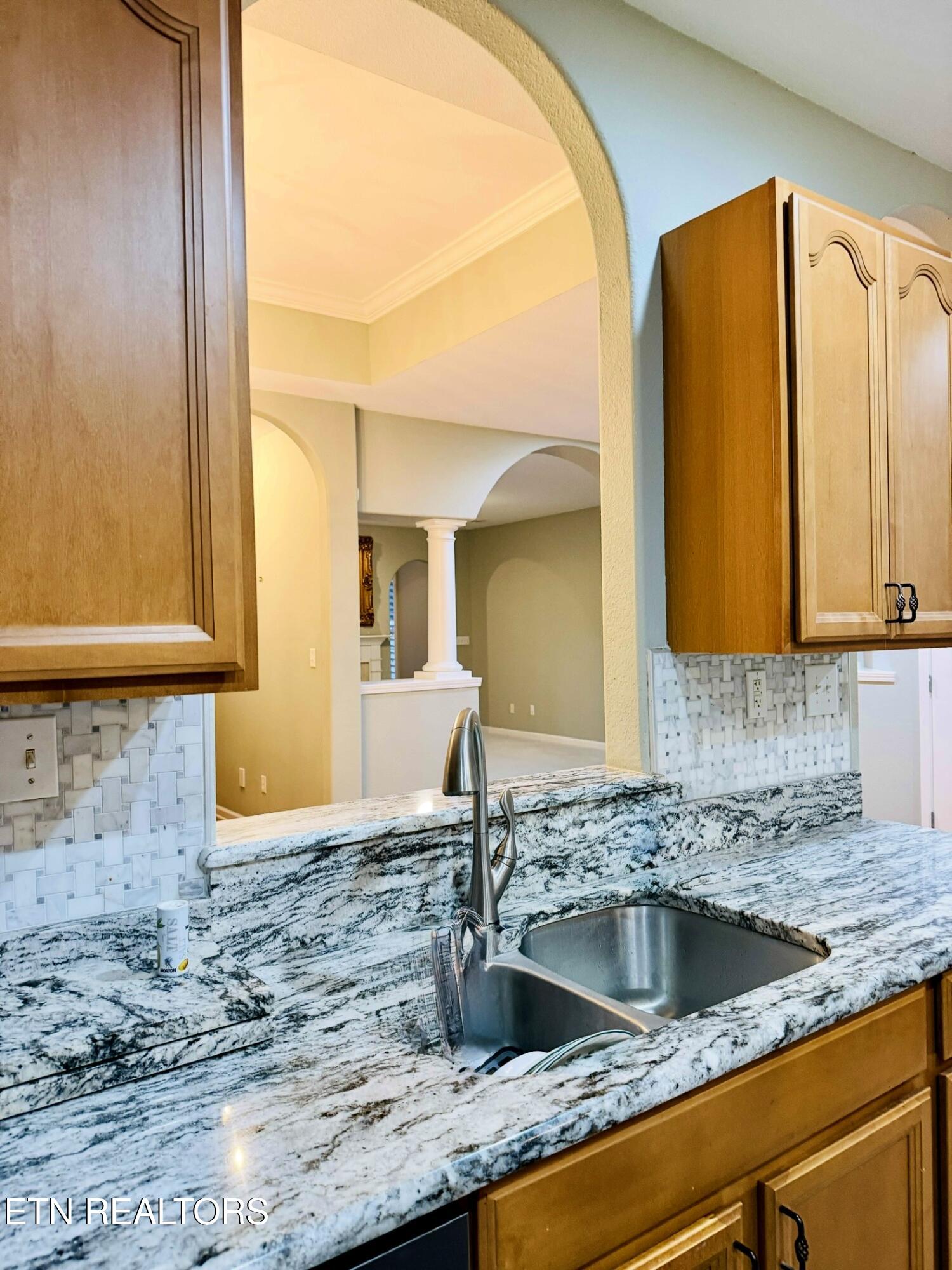 7250 Oakfield Lane Powell, TN 37849 - Photo 6 of 28 IMG_7965