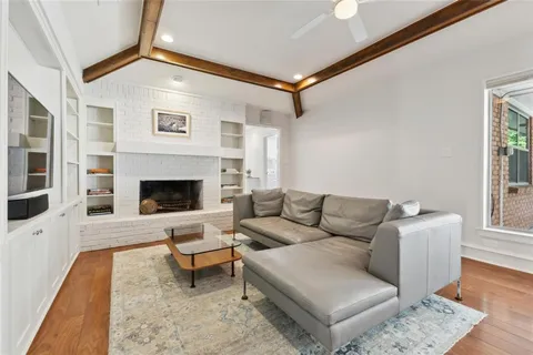 $685,000 | 10 Valley Wood Court, Trophy Club, TX 76262