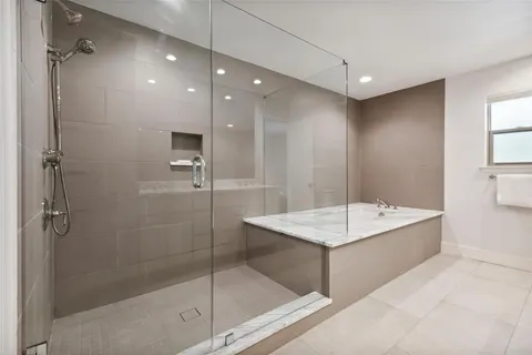 $685,000 | 10 Valley Wood Court, Trophy Club, TX 76262