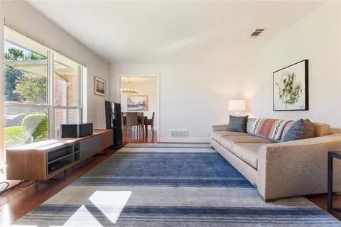 $685,000 | 10 Valley Wood Court, Trophy Club, TX 76262