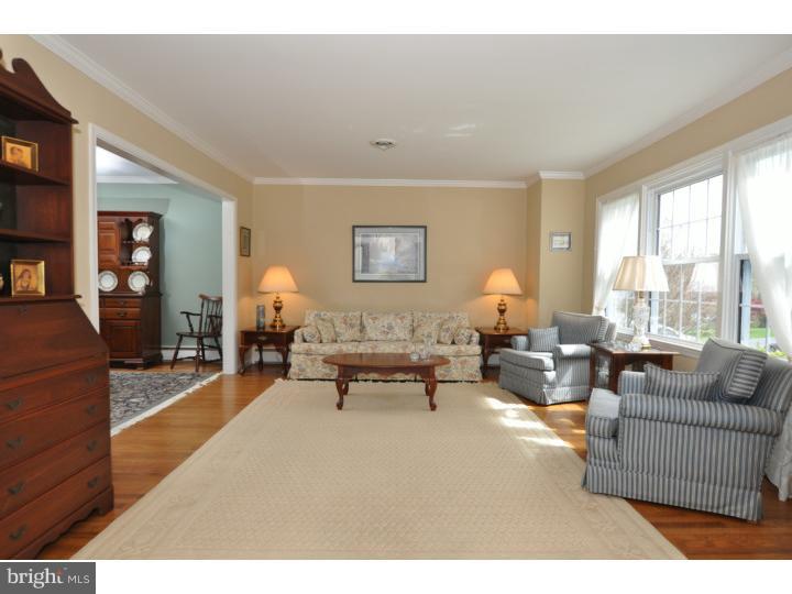 109 Crump Road Exton, PA 19341 - Photo 9 of 24 Living Room