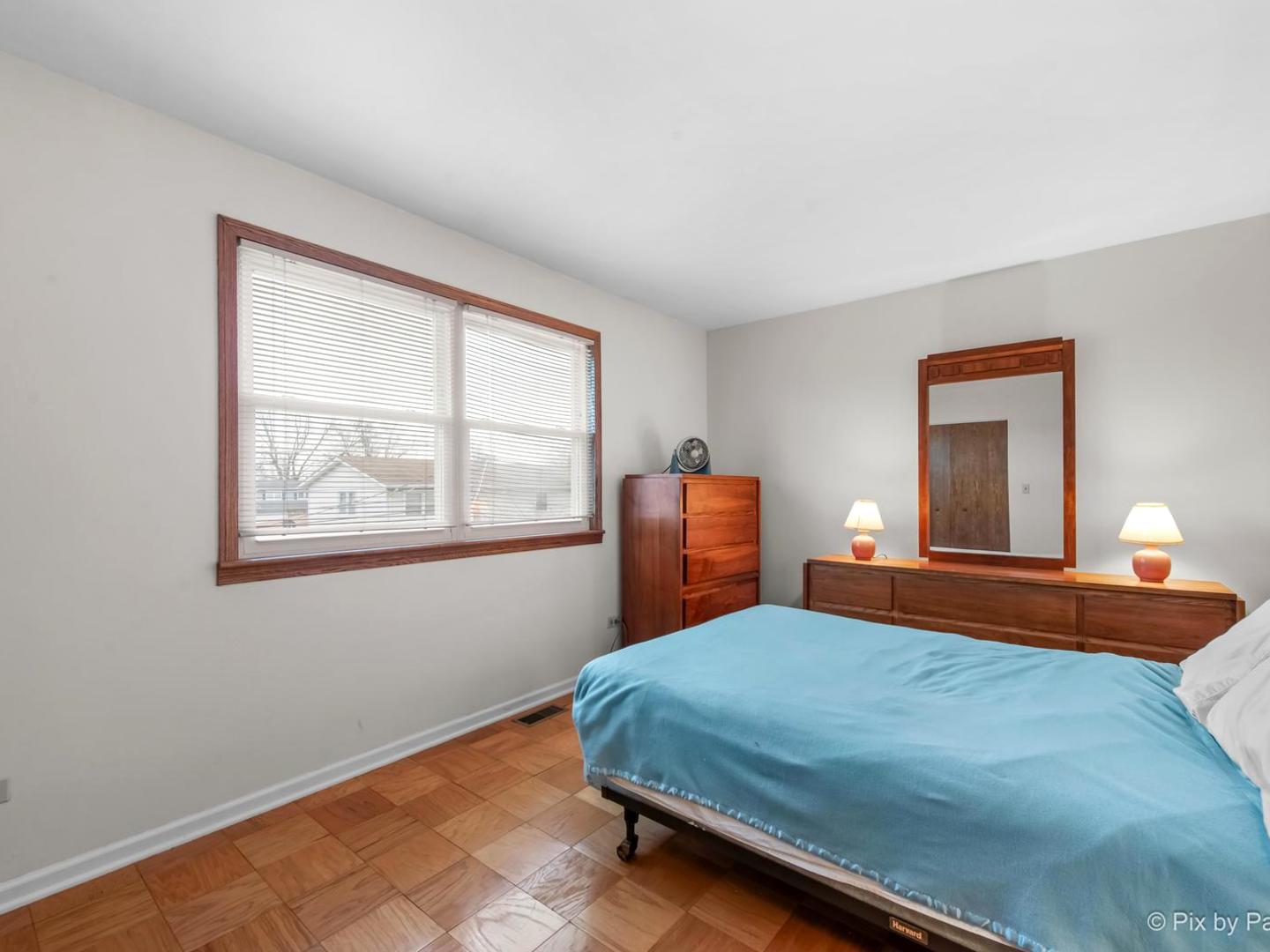 1809 Locust Lane Mount Prospect, IL 60056 - Photo 18 of 36 Gallery Image 18