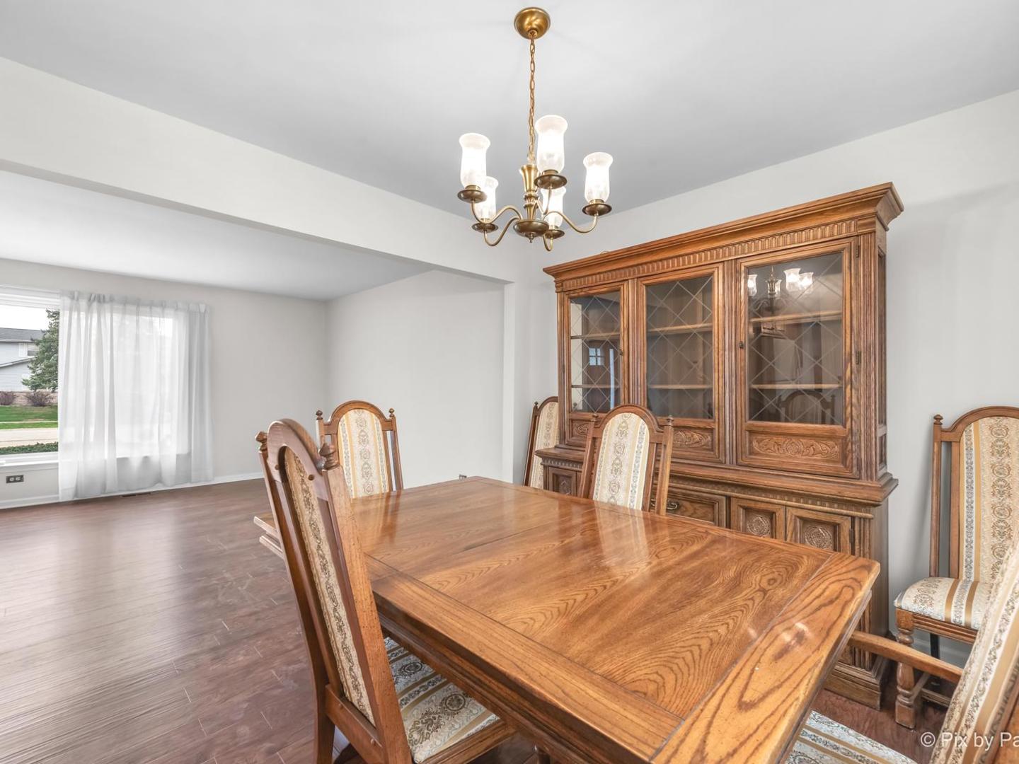1809 Locust Lane Mount Prospect, IL 60056 - Photo 8 of 36 Gallery Image 8