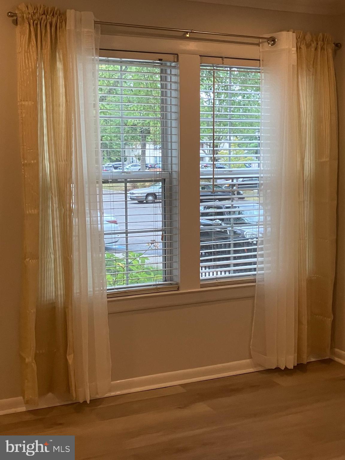 307 Trinity Court, Unit 4 Princeton, NJ 08540 - Photo 3 of 13 2nd Bedroom