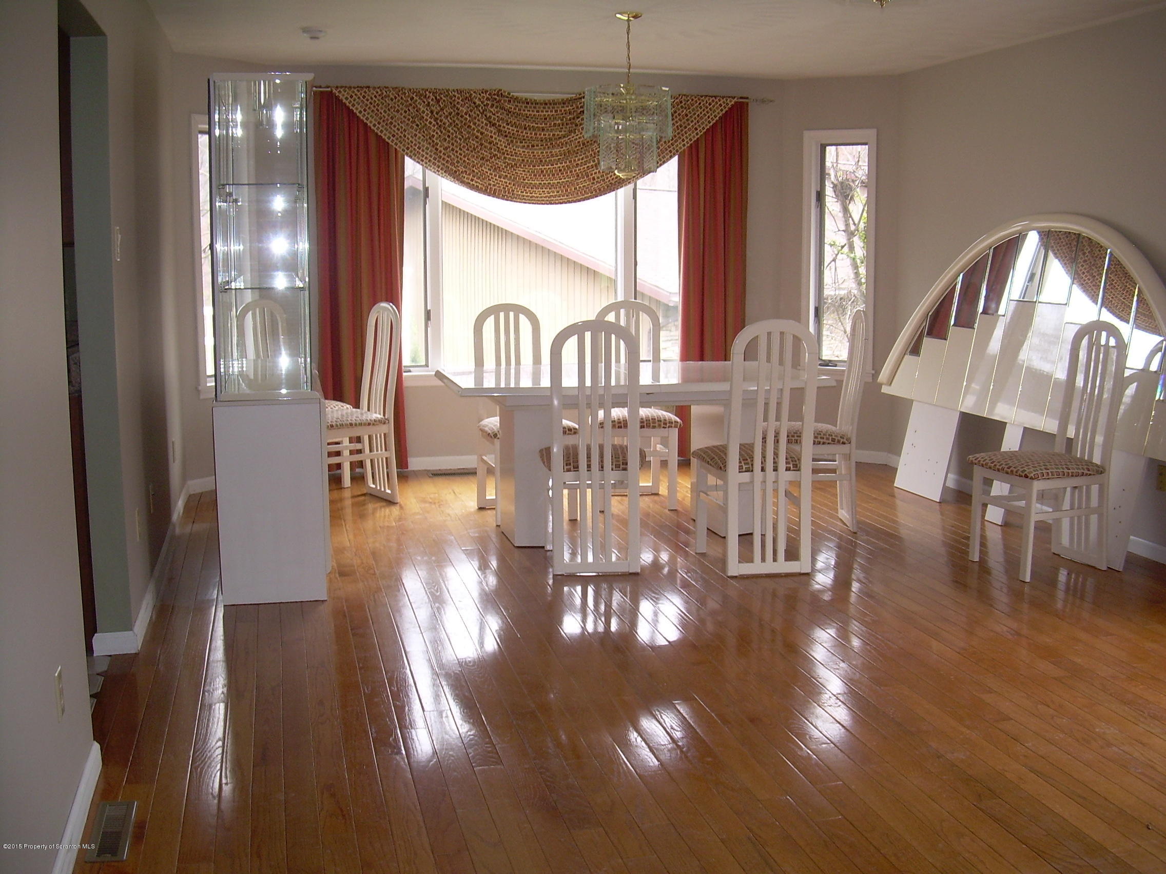 2804 Rock Road Clarks Summit, PA 18411 - Photo 5 of 23 Gallery Image 5