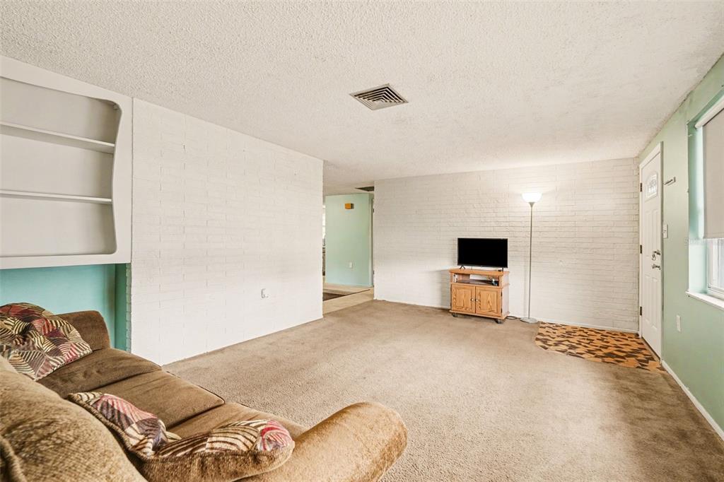 7522 Topay Lane Port Richey, FL 34668 - Photo 8 of 30