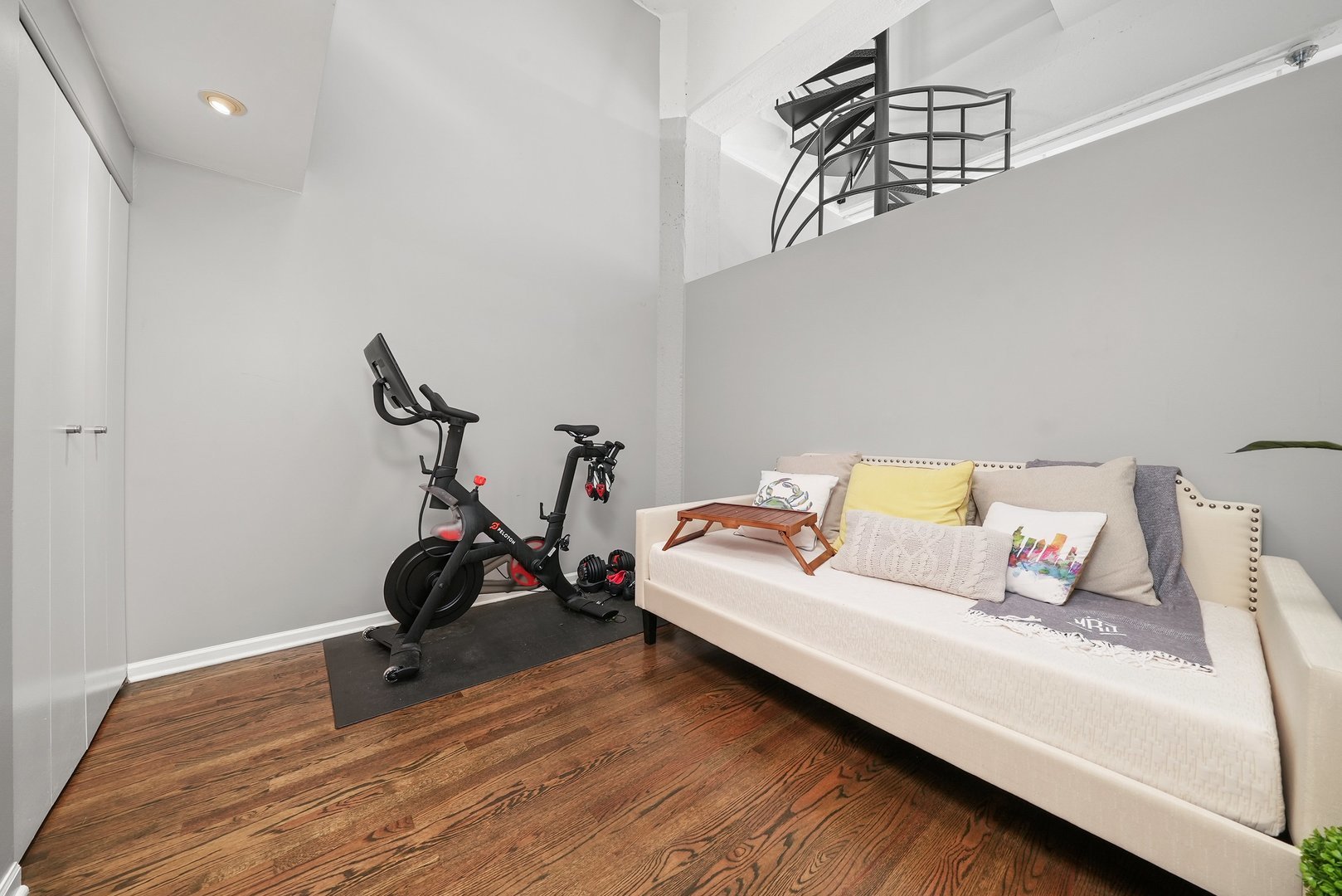 1019 West Jackson Boulevard, Unit 3G Chicago, IL 60607 - Photo 7 of 10