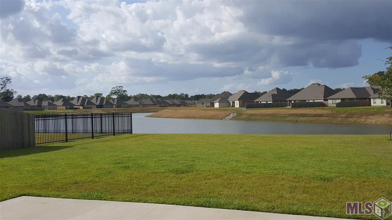 17819 Beech Ridge Avenue Baton Rouge, LA 70817 - Photo 4 of 29 Gallery Image 4