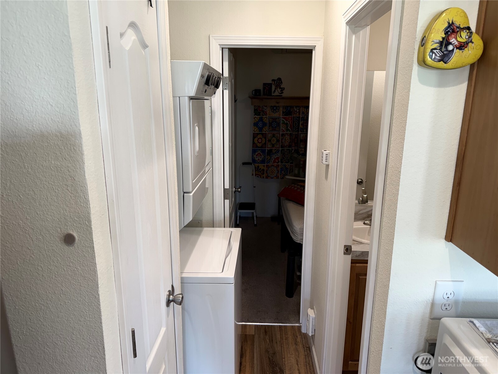 31465 Moore Road Northeast, Unit 801 Coulee City, WA 99115 - Photo 16 of 38 a bathroom with a bathtub and a shower