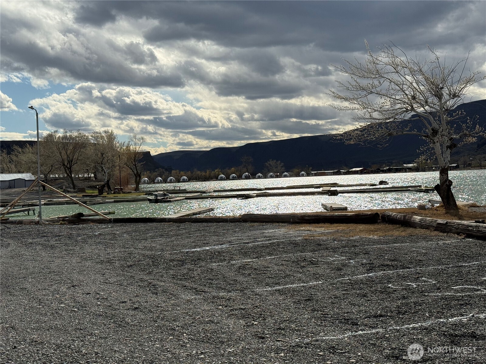 31465 Moore Road Northeast, Unit 801 Coulee City, WA 99115 - Photo 27 of 38 a view of a ocean view