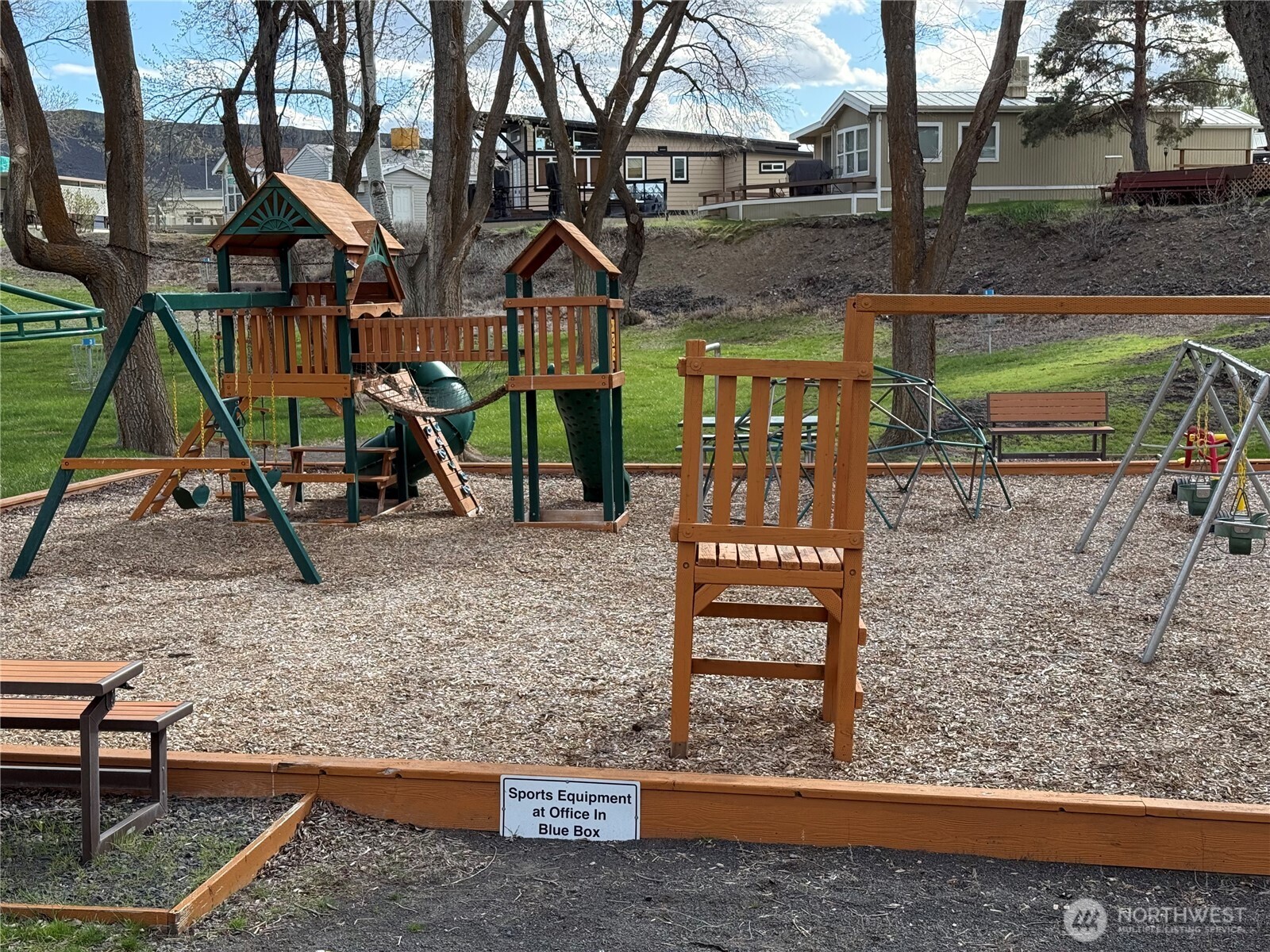 31465 Moore Road Northeast, Unit 801 Coulee City, WA 99115 - Photo 29 of 38 a view of outdoor space with seating