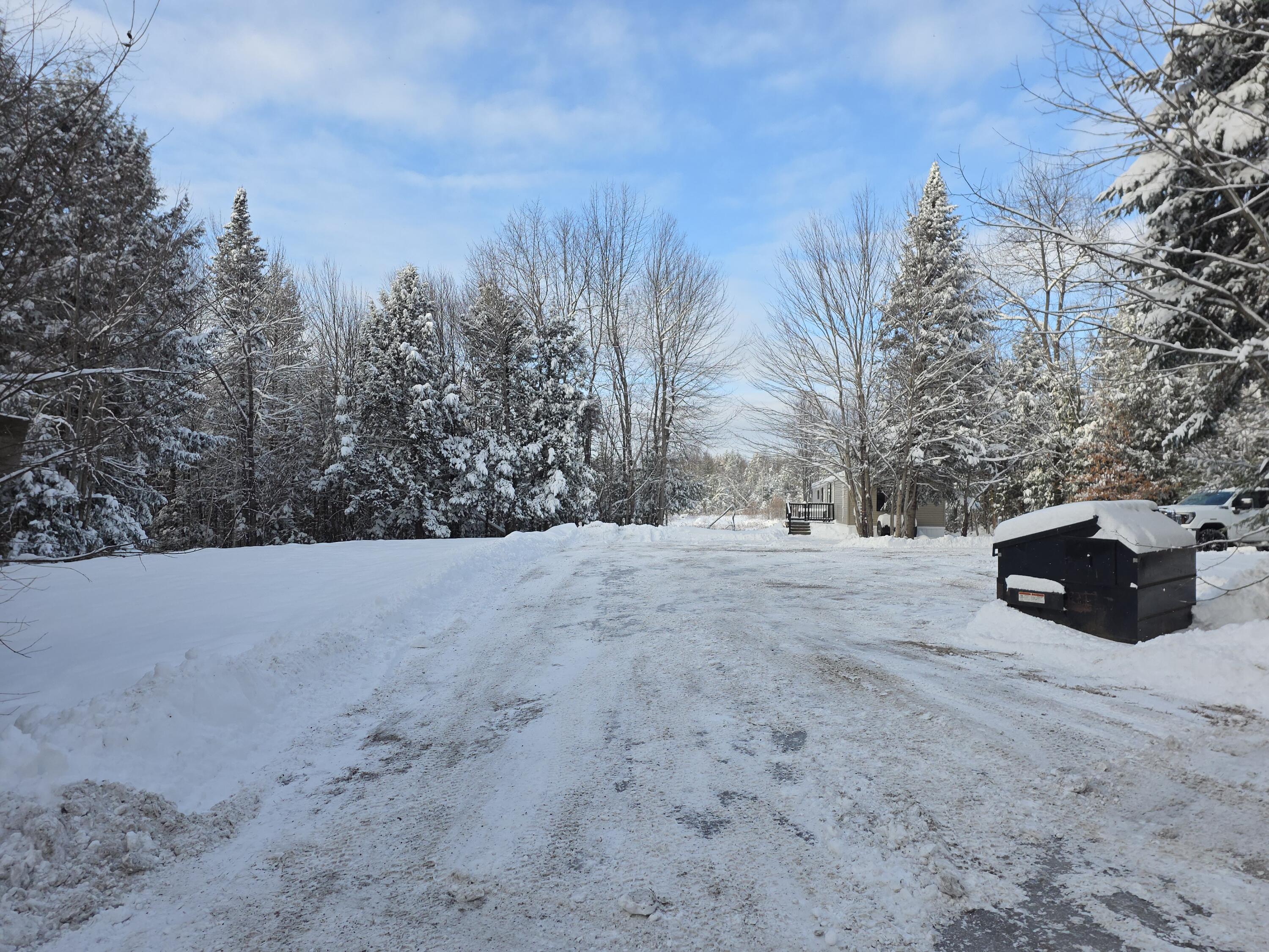 207 Sodom Road Norway, ME 04268 - Photo 4 of 25 207 Sodom Rd 4