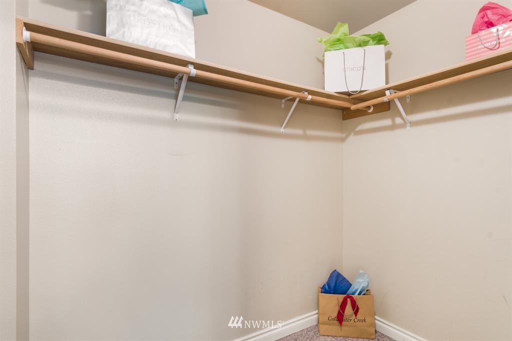 924 Southwest Berry Lake Road Port Orchard, WA 98367 - Photo 14 of 25 Gallery Image 14