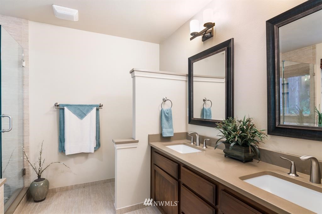924 Southwest Berry Lake Road Port Orchard, WA 98367 - Photo 16 of 25 Gallery Image 16