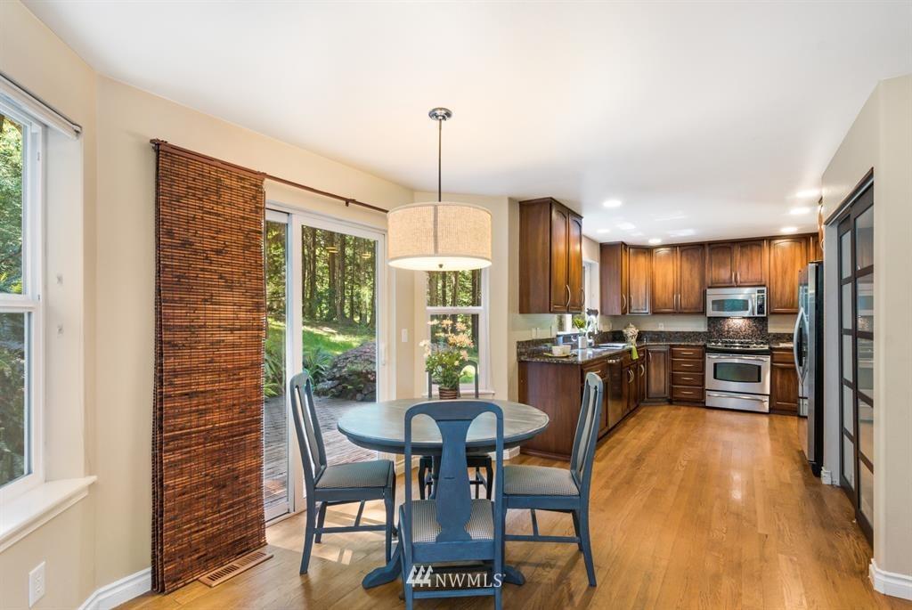 924 Southwest Berry Lake Road Port Orchard, WA 98367 - Photo 7 of 25 Gallery Image 7