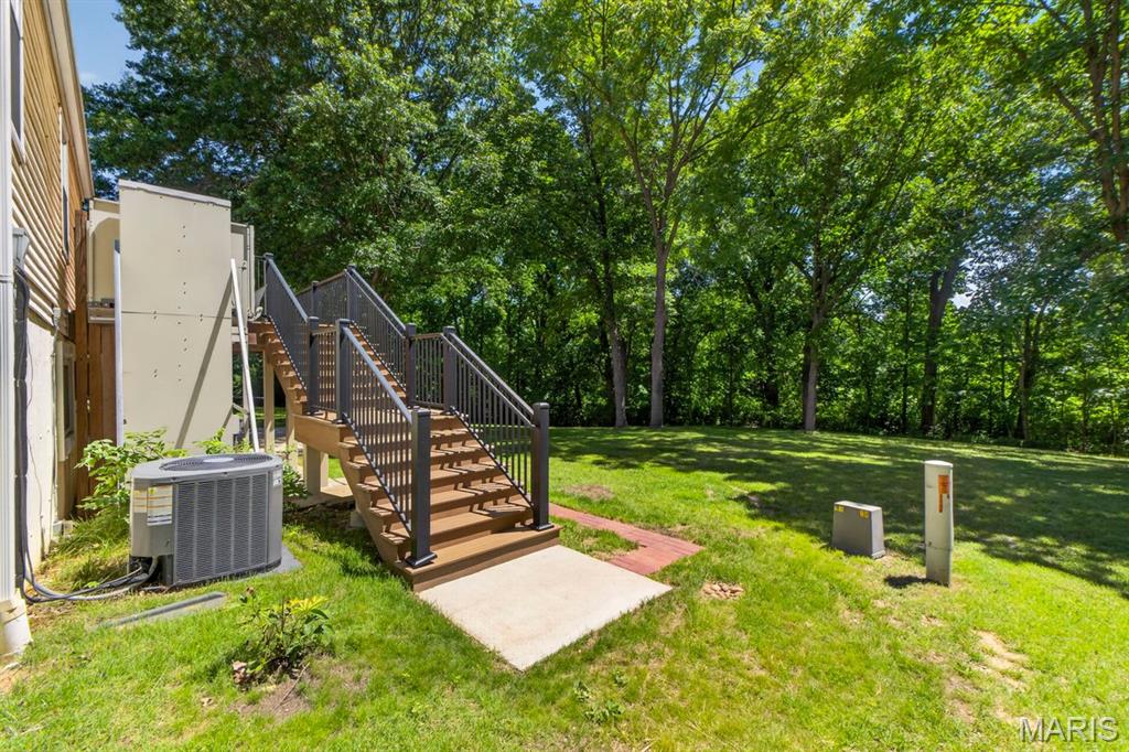 229 Coachman Way O'Fallon, MO 63368 - Photo 32 of 41