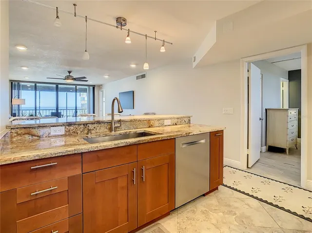 $3,500 | 18304 Gulf Boulevard, Unit 516, Redington Shores, FL 33708