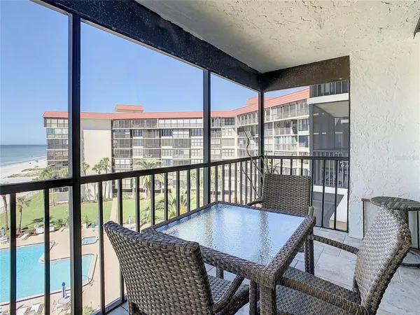 $3,500 | 18304 Gulf Boulevard, Unit 516, Redington Shores, FL 33708