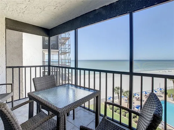 $3,500 | 18304 Gulf Boulevard, Unit 516, Redington Shores, FL 33708