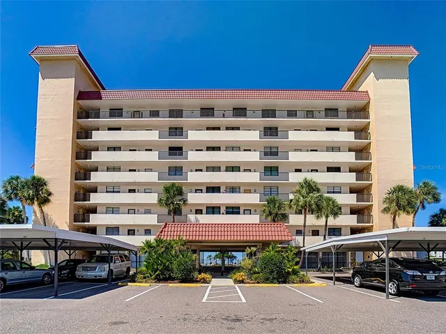 $3,500 | 18304 Gulf Boulevard, Unit 516, Redington Shores, FL 33708