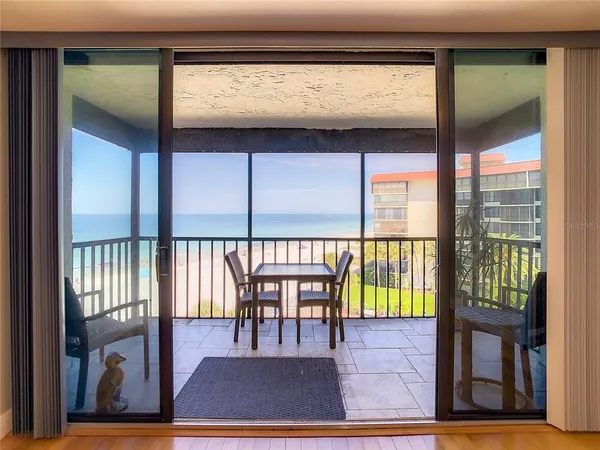$3,500 | 18304 Gulf Boulevard, Unit 516, Redington Shores, FL 33708