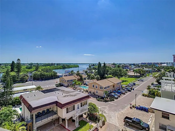 $3,500 | 18304 Gulf Boulevard, Unit 516, Redington Shores, FL 33708