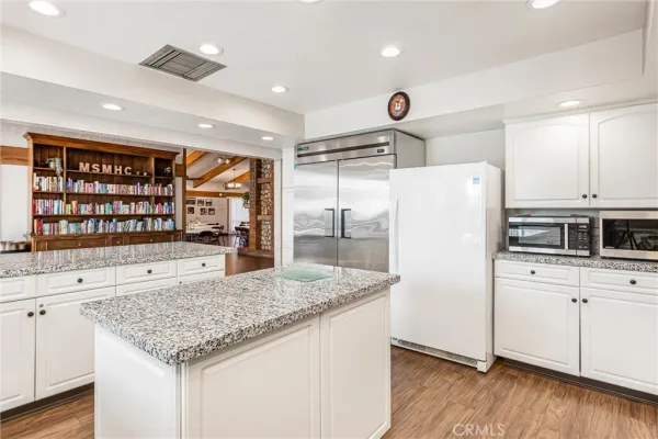 $124,900 | 4040 Piedmont Drive, Unit 255, Highland, CA 92346