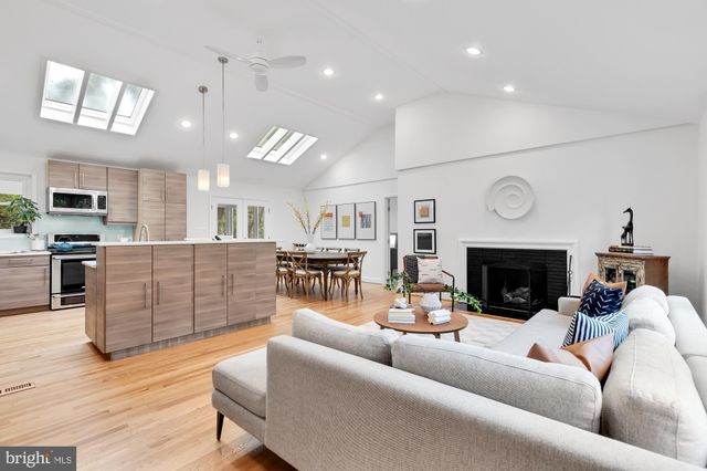 $1,575,000 | 7208 Bybrook Lane, Chevy Chase, MD 20815