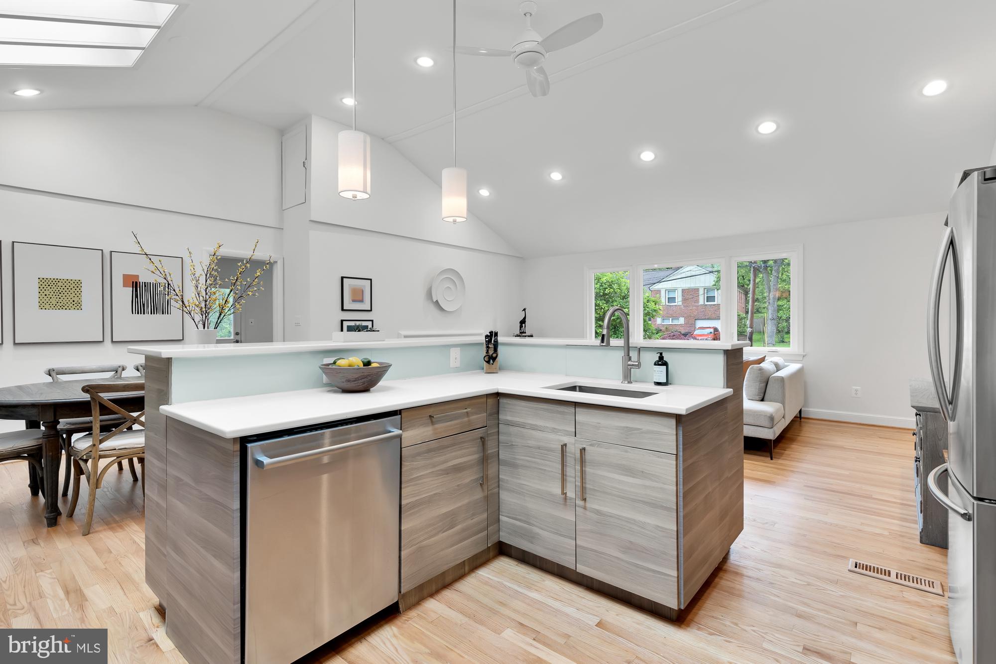 7208 Bybrook Lane Chevy Chase, MD 20815 - Photo 8 of 50