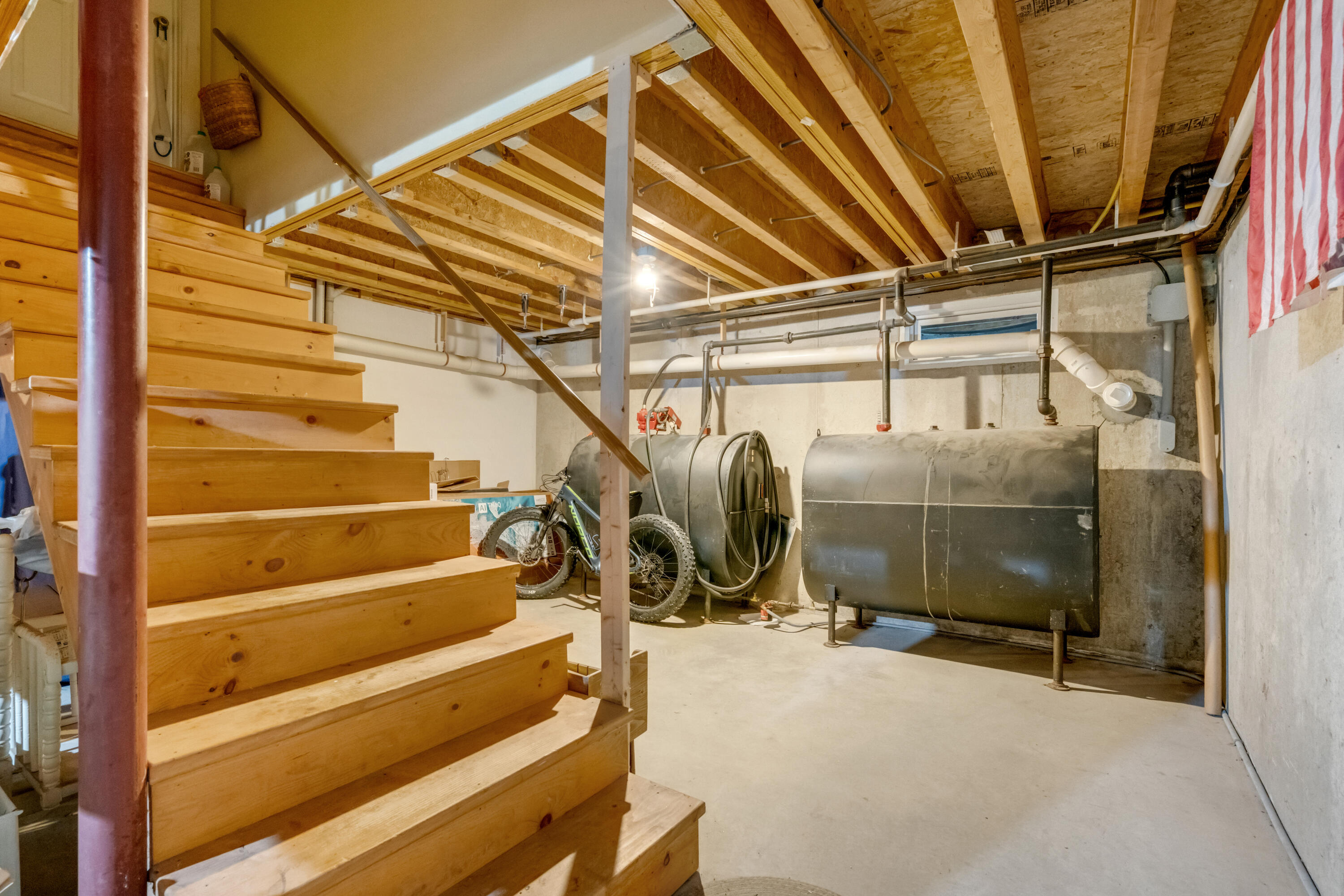 207 North Auburn Road Auburn, ME 04210 - Photo 71 of 95 basement entryway