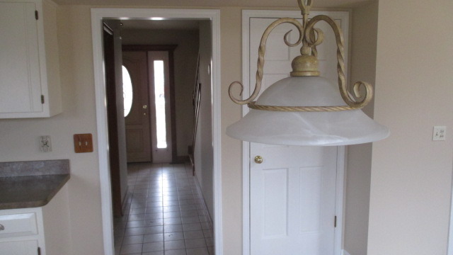 1702 Chestnut Hill Road Plainfield, IL 60586 - Photo 10 of 25