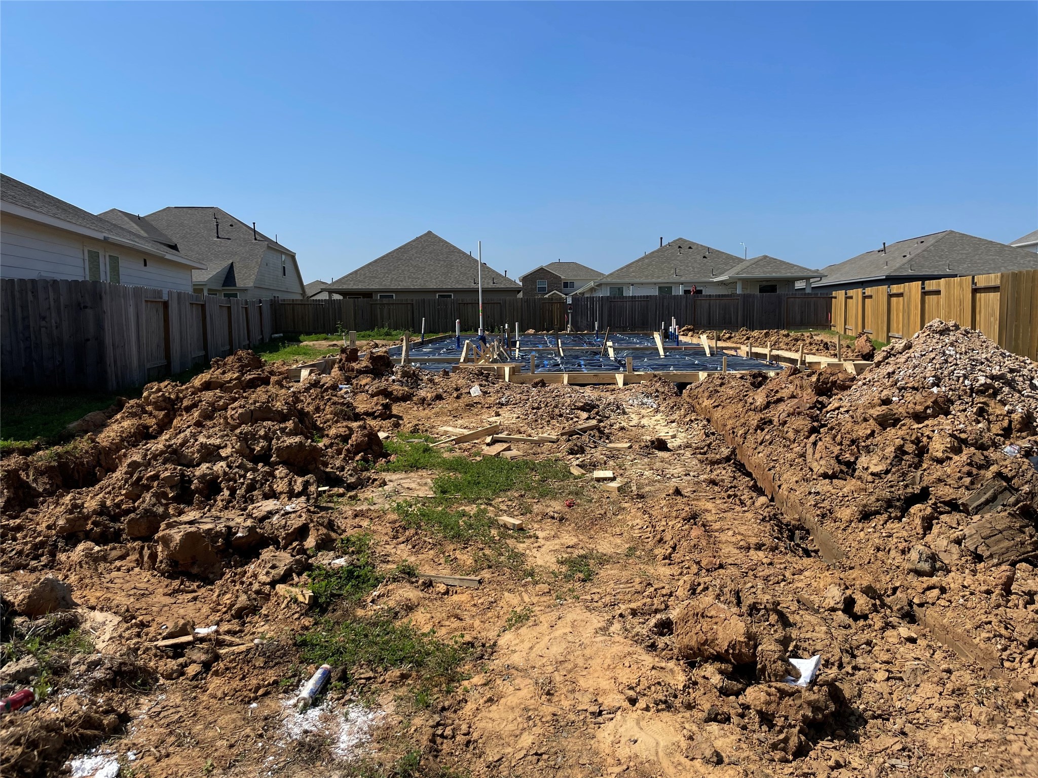 774 Guernsey Road La Marque, TX 77568 - Photo 22 of 22 a view of a house with a yard and wooden fence