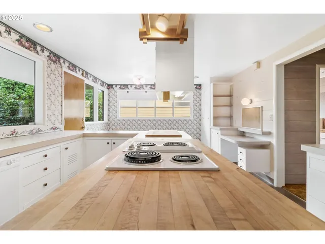 $850,000 | 2323 Olive Street, Eugene, OR 97405