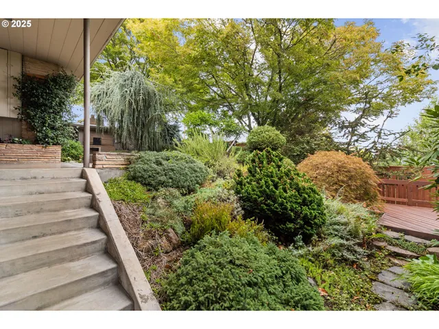 $850,000 | 2323 Olive Street, Eugene, OR 97405