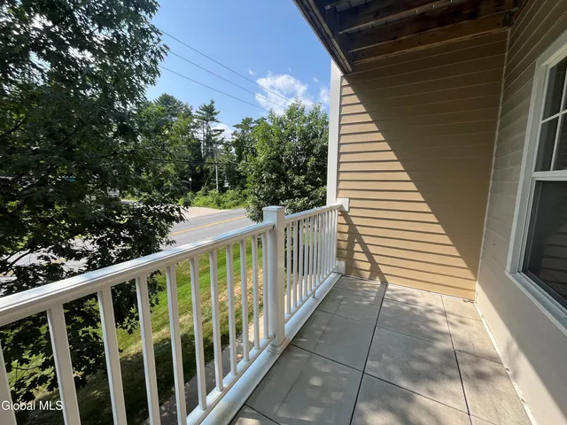 $2,094 | 11 Hampstead Place, Unit 213, Saratoga Springs, NY 12866