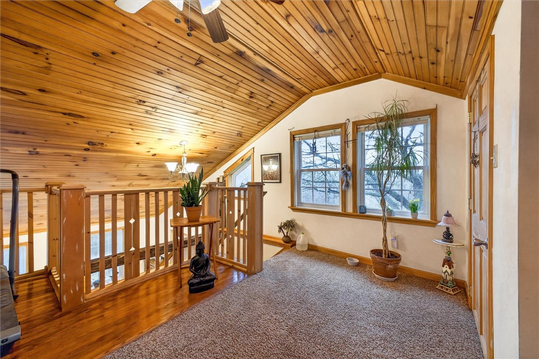 5790 Rossier Road Canandaigua Town, NY 14424 - Photo 18 of 46