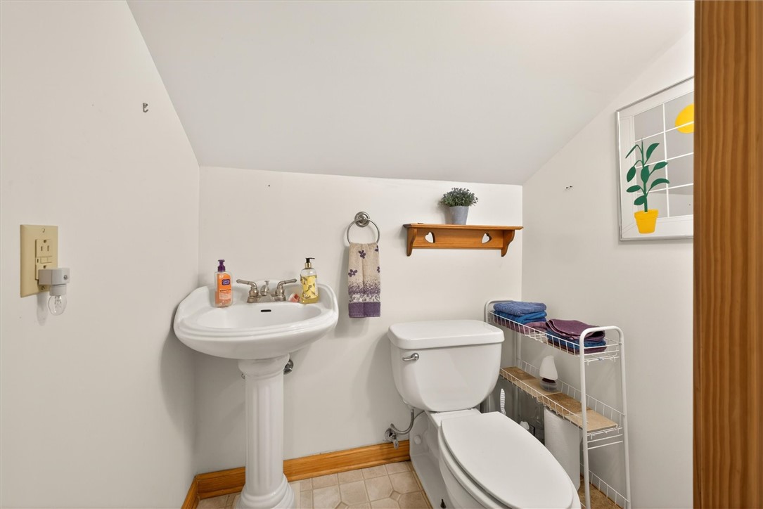 5790 Rossier Road Canandaigua Town, NY 14424 - Photo 22 of 46