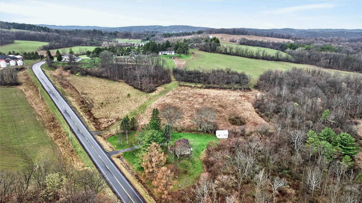 5790 Rossier Road Canandaigua Town, NY 14424 - Photo 38 of 46