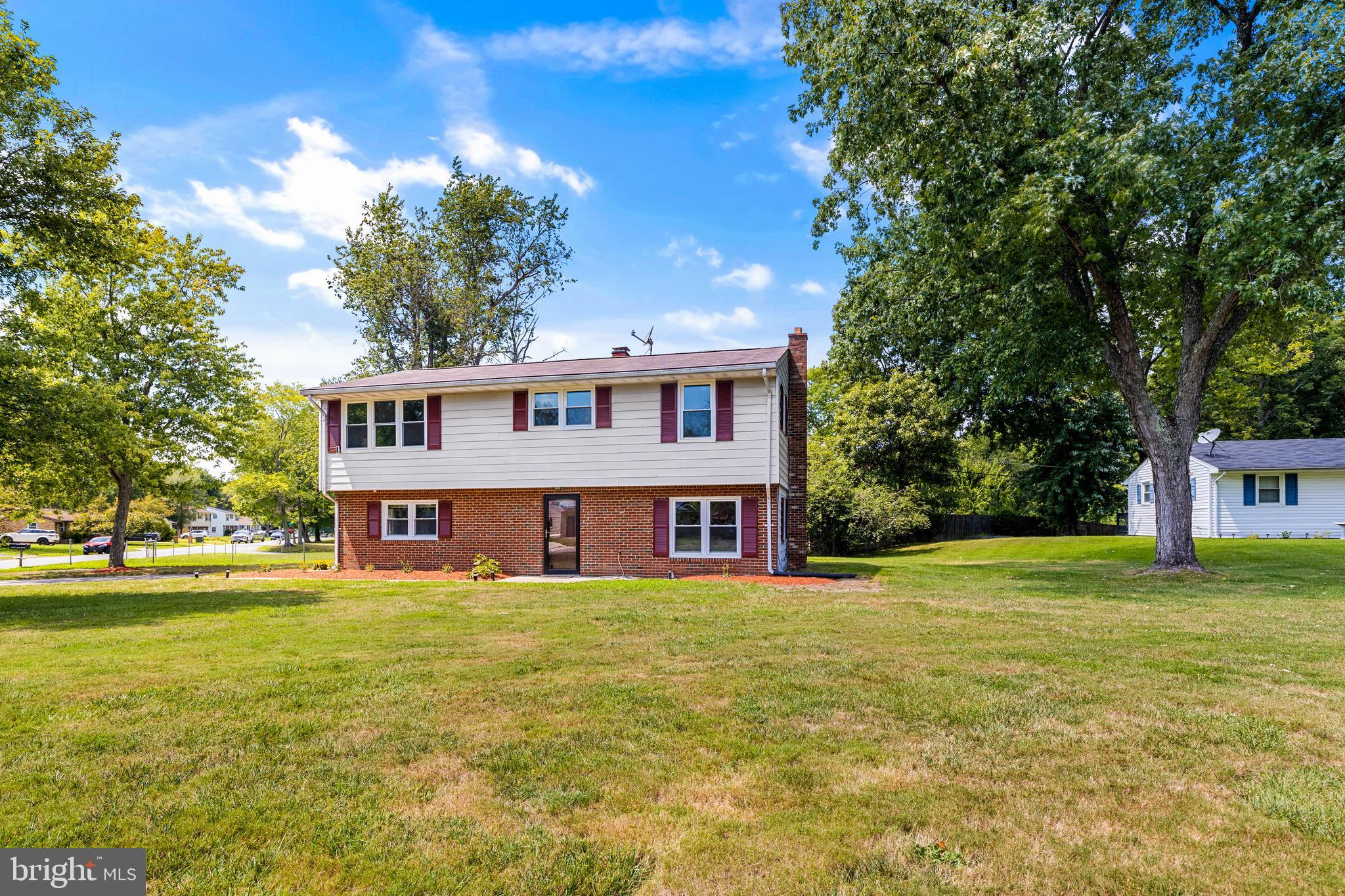 6748 Amherst Road Bryans Road, MD 20616 - Photo 3 of 27 Gallery Image 3