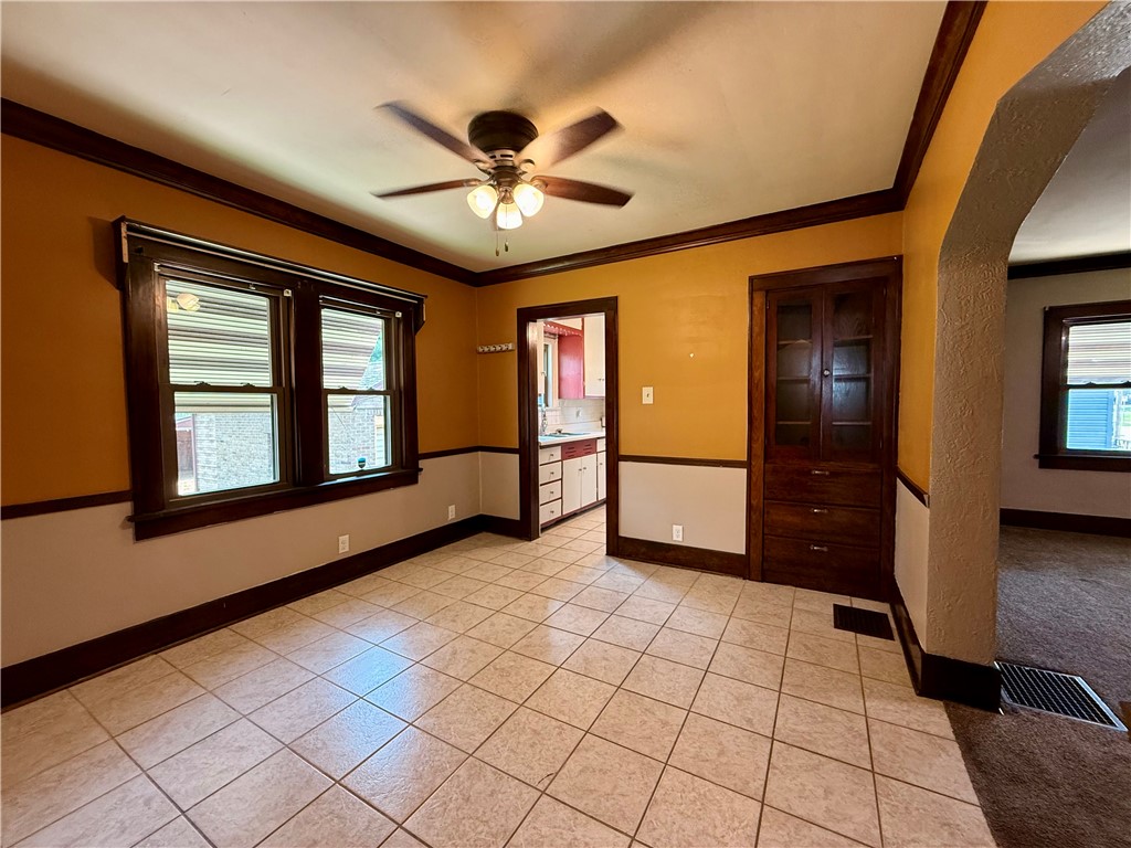 245 East Pierson Avenue Decatur, IL 62526 - Photo 6 of 27