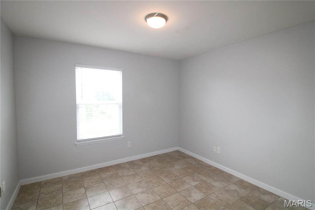 13300 Spring Creek Lane O'Fallon, MO 63368 - Photo 12 of 28