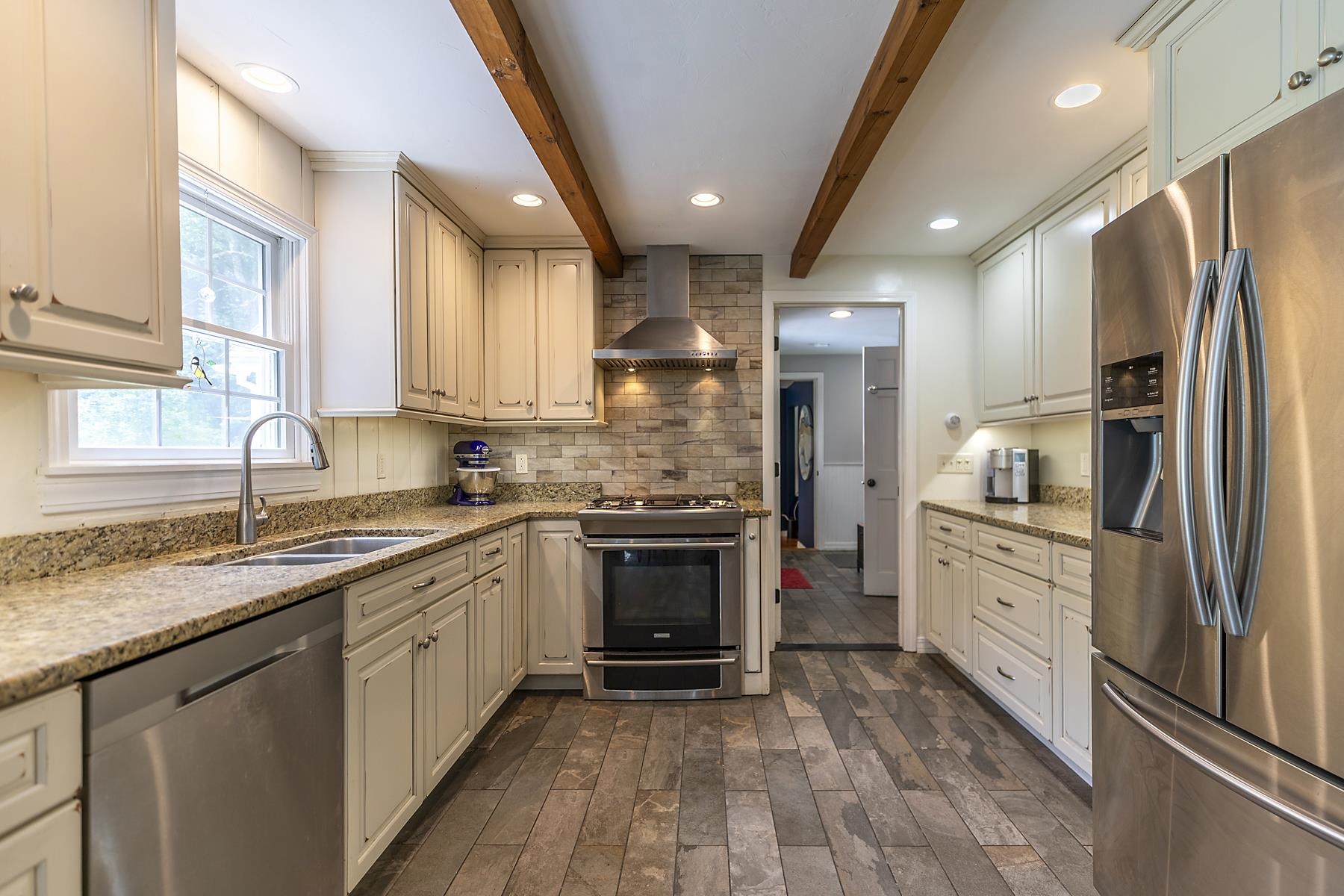 725 Wideawake Road Manchester, VT 05255 - Photo 4 of 33