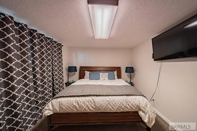 $2,900 | 976 Canyon Avenue, Idaho Falls, ID 83402