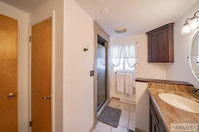 $2,900 | 976 Canyon Avenue, Idaho Falls, ID 83402