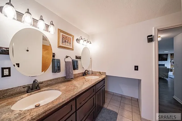 $2,900 | 976 Canyon Avenue, Idaho Falls, ID 83402