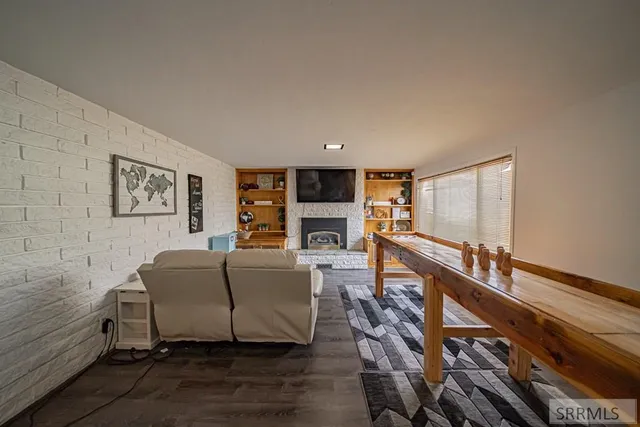 $2,900 | 976 Canyon Avenue, Idaho Falls, ID 83402