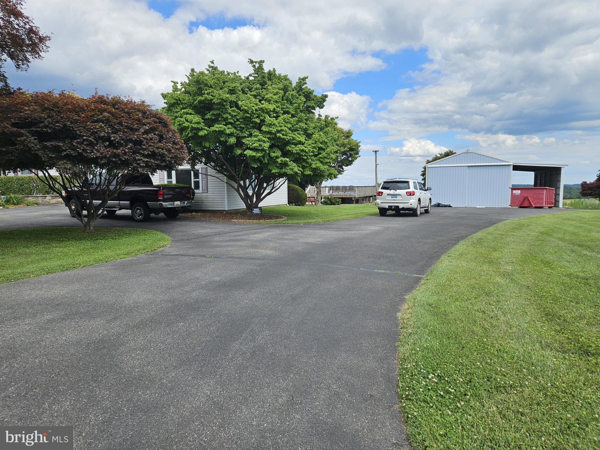 7015 Woodbine Road Woodbine, MD 21797 - Photo 23 of 60 Drive to pole barn behind house